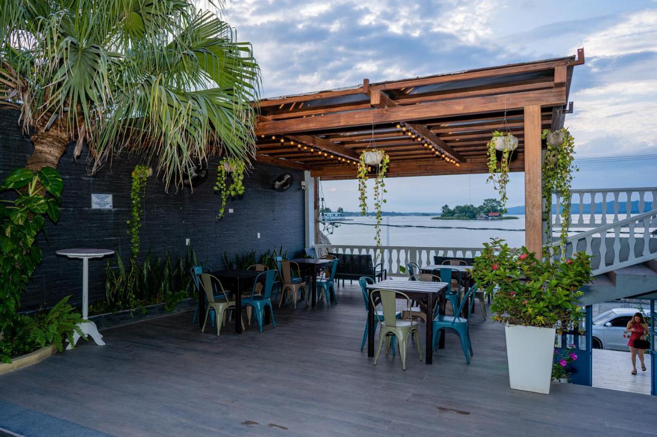 Hotel Casona De La Isla Flores Extérieur photo