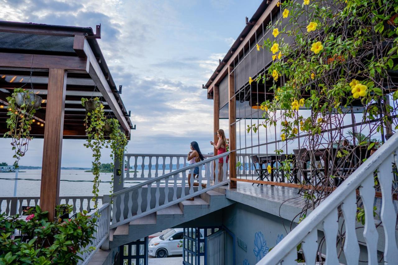 Hotel Casona De La Isla Flores Extérieur photo