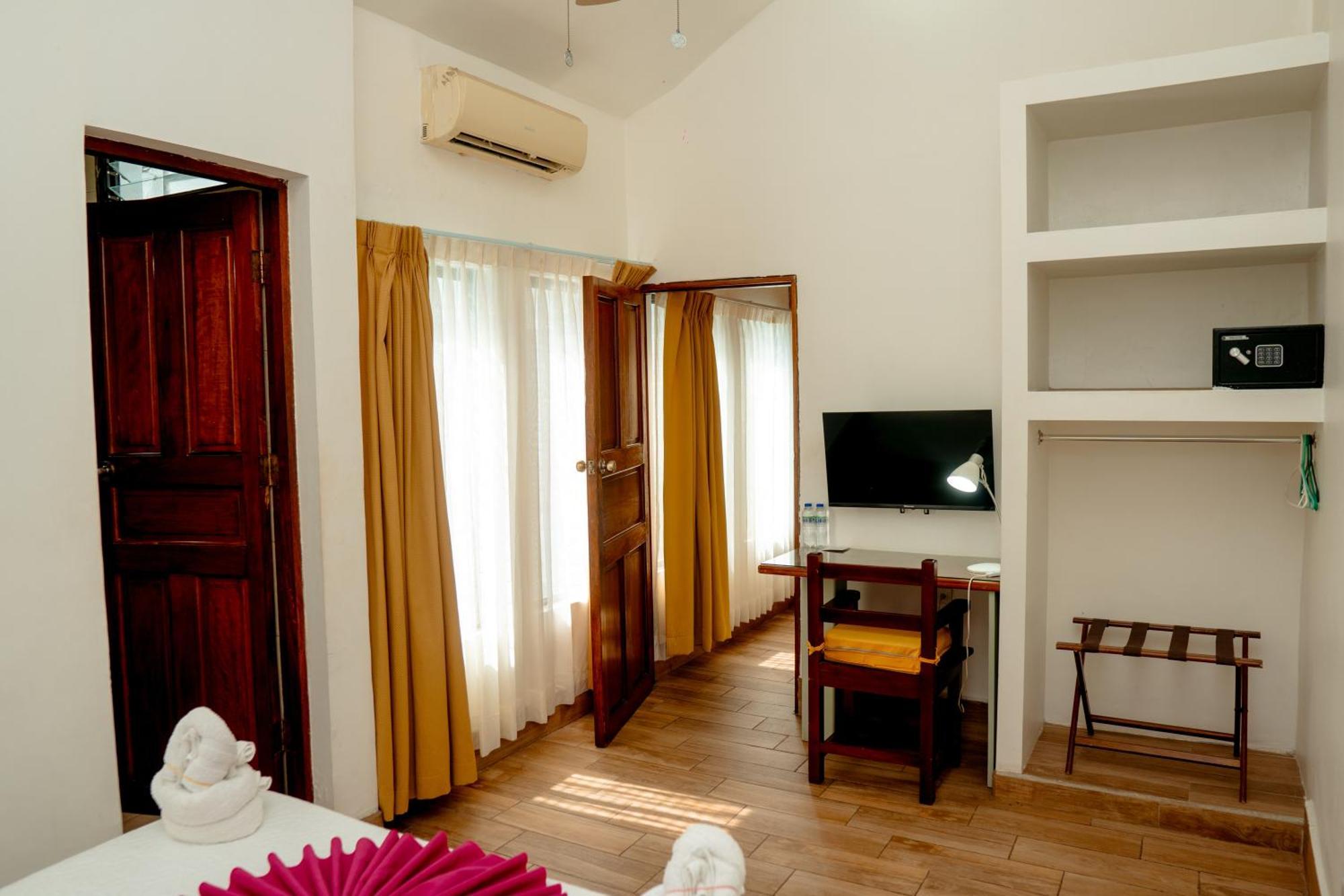 Hotel Casona De La Isla Flores Extérieur photo