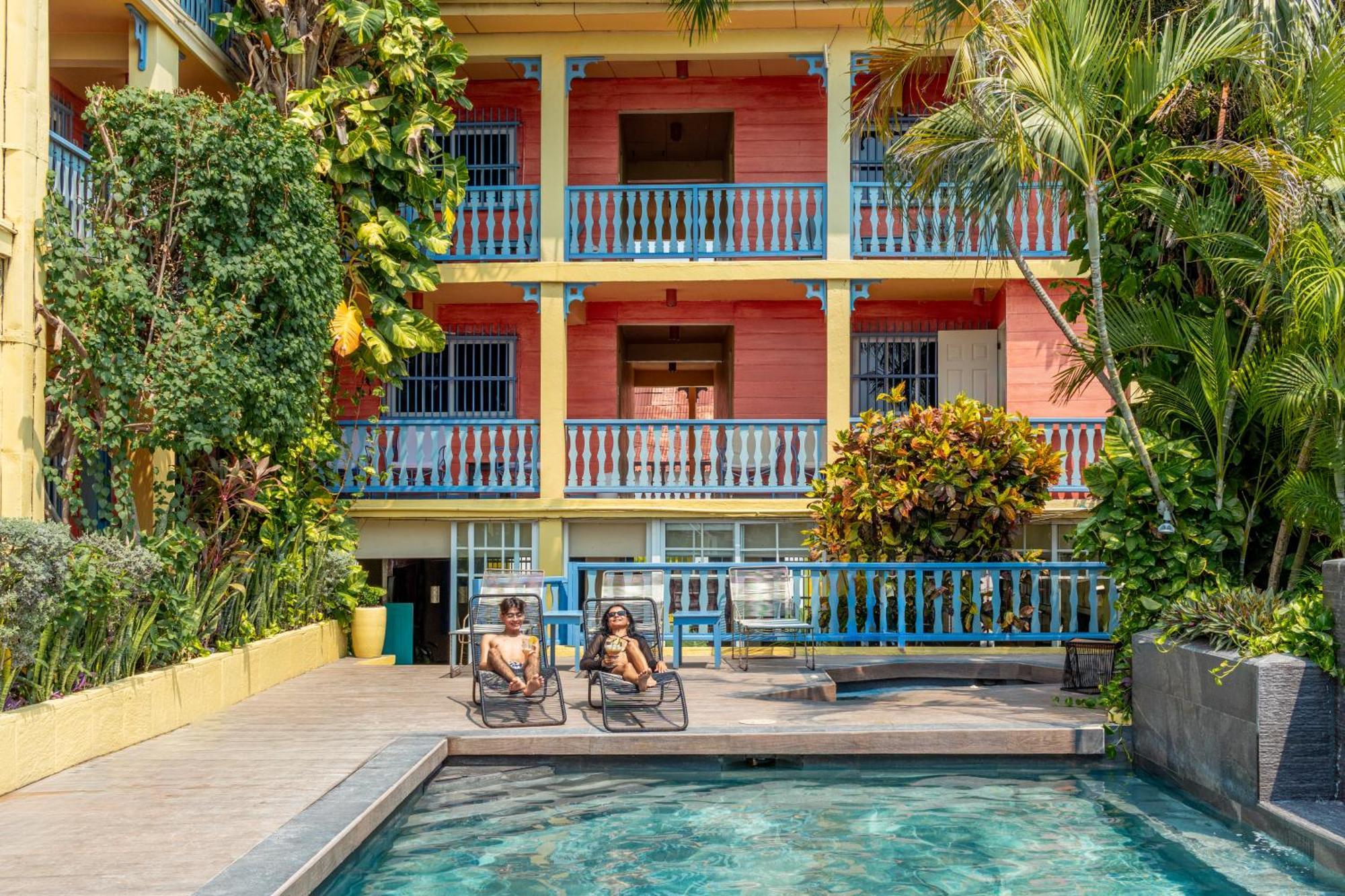 Hotel Casona De La Isla Flores Extérieur photo